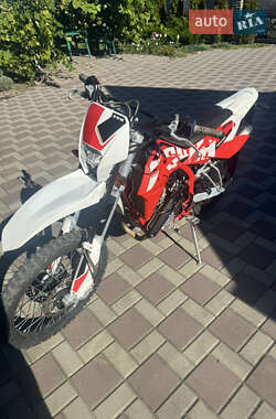 Мотоцикл Позашляховий (Enduro) SWM RS 125R 2017 в 