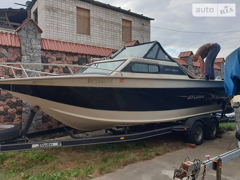 Катер Sylvan Offshore 2003 в Житомире
