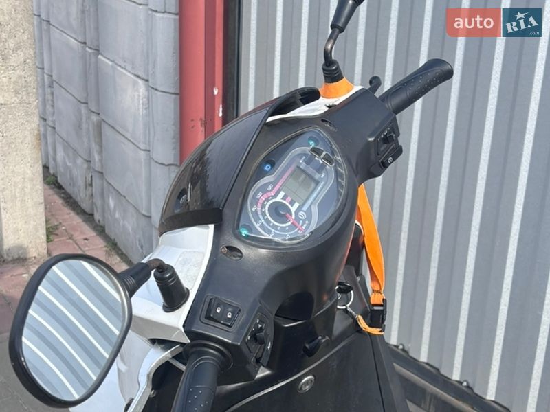 Скутер Sym Simfony SR 150 2014 в Ковеле фото 5 Скутер Sym Simfony SR 150 2014 в Ковеле