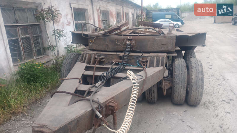 Платформа полуприцеп СЗАП 8227 1991 в Кривом Роге