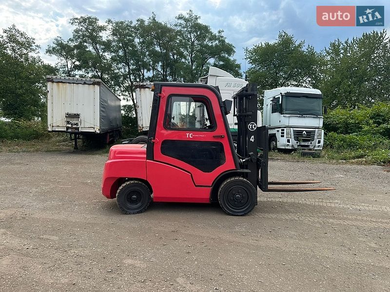 Вилочний навантажувач Tailift FD 2020 в Буштино