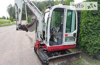 Эвакуатор Takeuchi TB 2010 в 