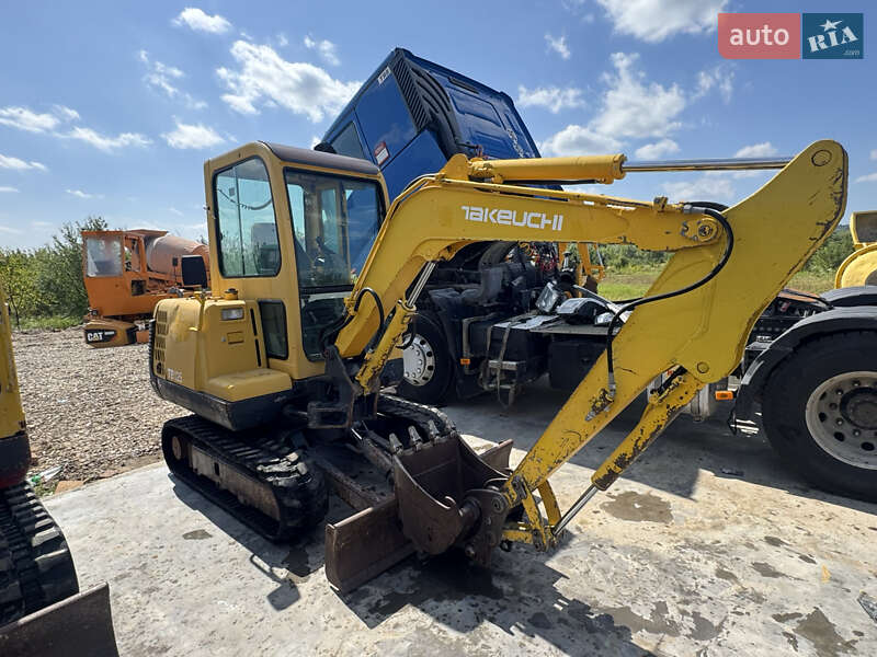 Міні-екскаватор Takeuchi TB 2008 в 
