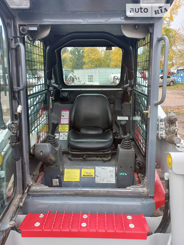 Міні-вантажник Takeuchi TL 2008 в Києві