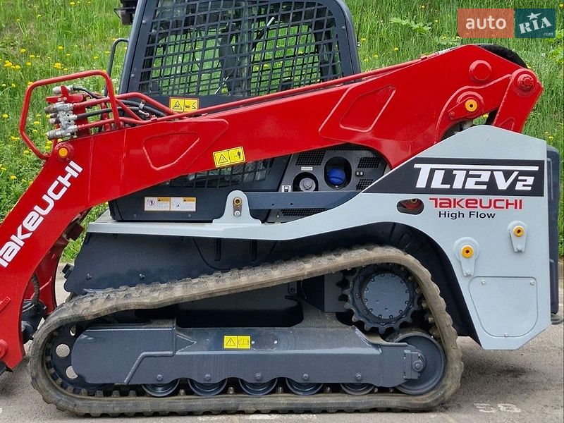 Міні-вантажник Takeuchi TL 2016 в Рівному фото Міні-вантажник Takeuchi TL 2016 в Рівному