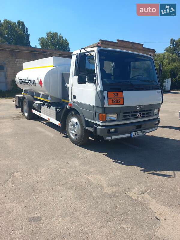 Бензовоз TATA 1116 2013 в Киеве
