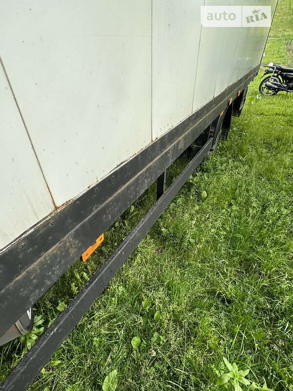 Вантажний фургон TATA LPT 613 2009 в Львові