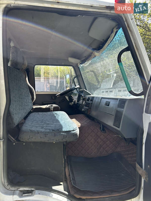 Для перевозки животных TATA LPT 613 2008 в Бахмаче