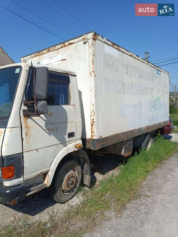 Для перевозки животных TATA LPT 613 2005 в Запорожье