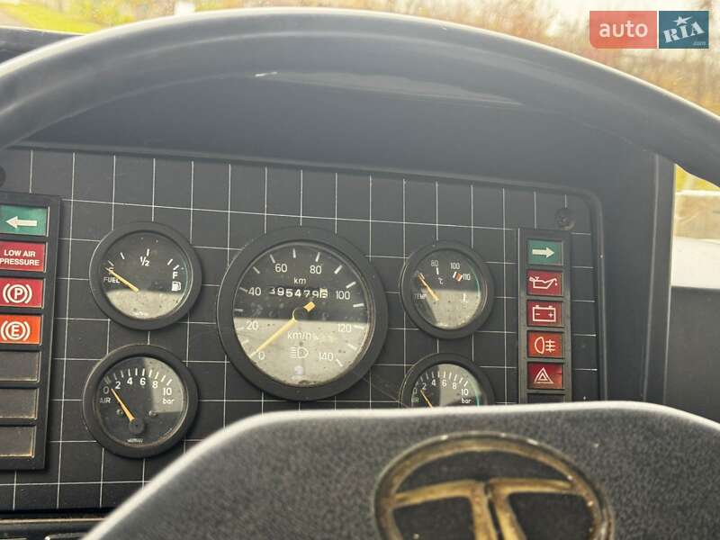 Вантажний фургон TATA LPT 613 2005 в Ужгороді