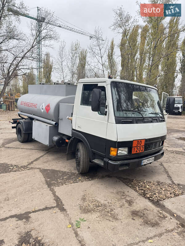 Цистерна TATA LPT 613 2008 в Киеве