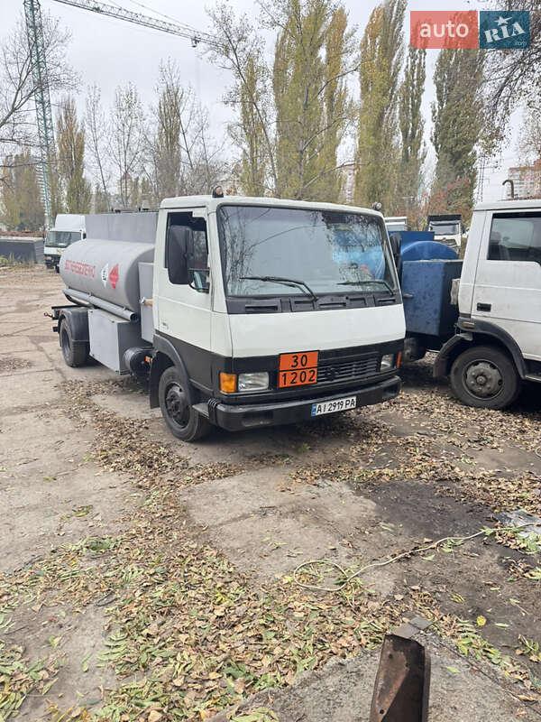 Цистерна TATA LPT 613 2008 в Киеве