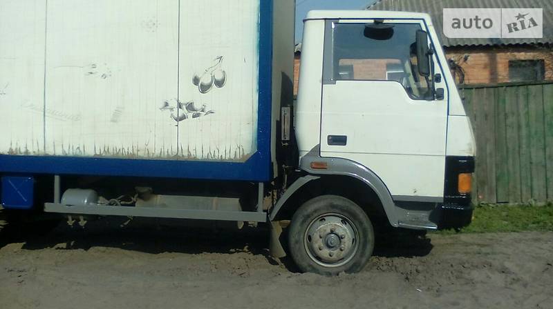 Другие грузовики TATA LPT 2006 в Харькове