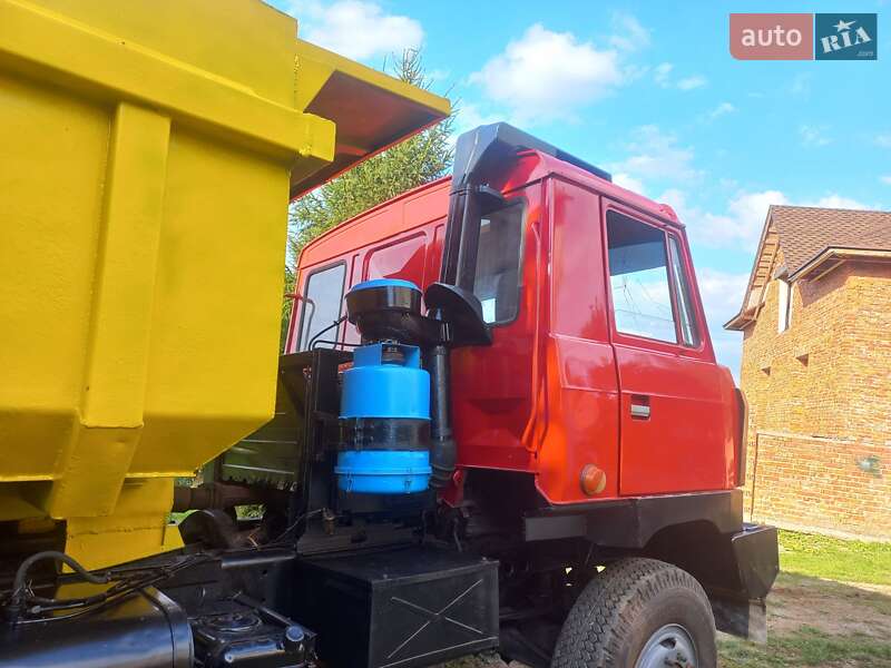 Самосвал Tatra 815 1990 в Дрогобыче
