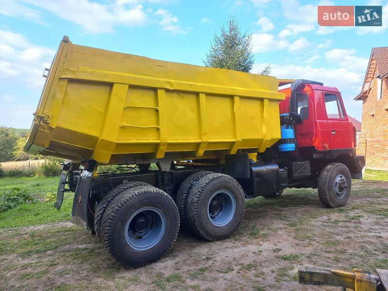 Самосвал Tatra 815 1990 в Дрогобыче