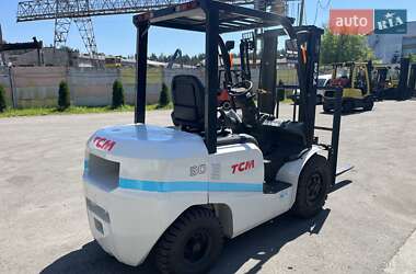 Вилочный погрузчик TCM FD 2022 в 
