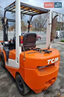 Вилочный погрузчик TCM FG 2005 в 
