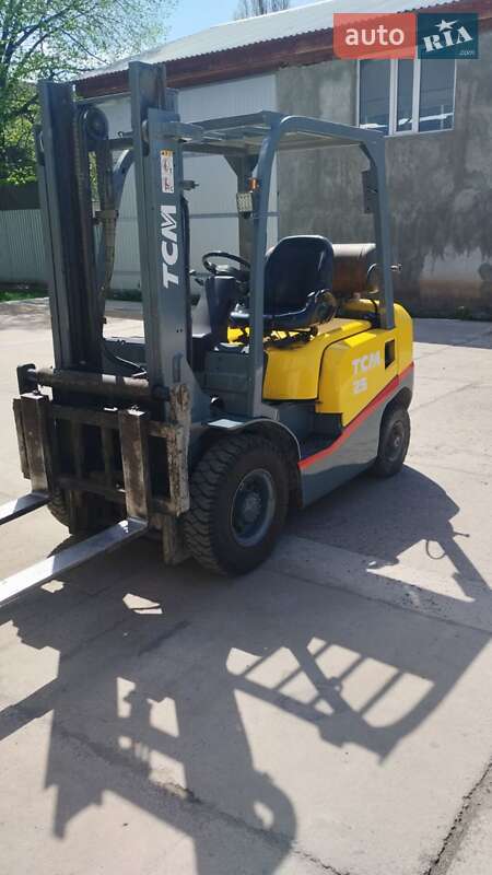 Вилочный погрузчик TCM FG 2005 в Сваляве фото Вилочный погрузчик TCM FG 2005 в Сваляве