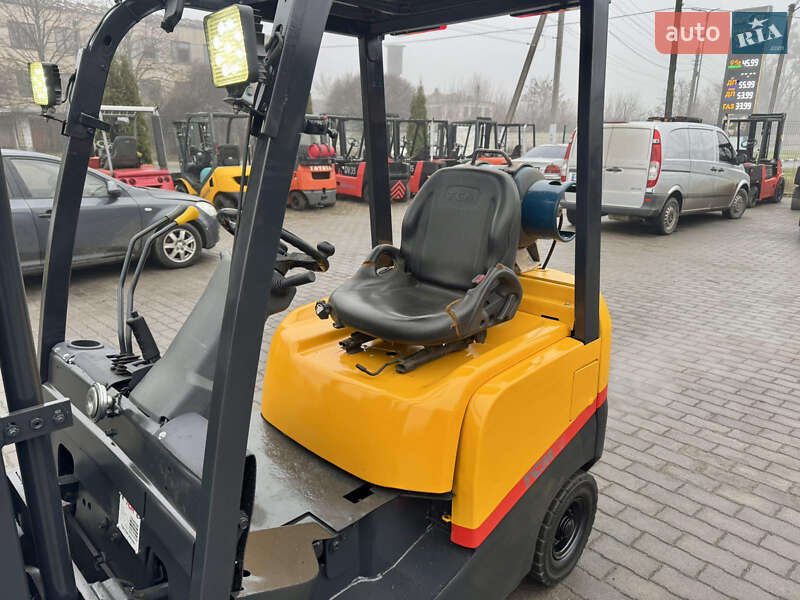 Вилочний навантажувач TCM FG 2008 в Радомишлі