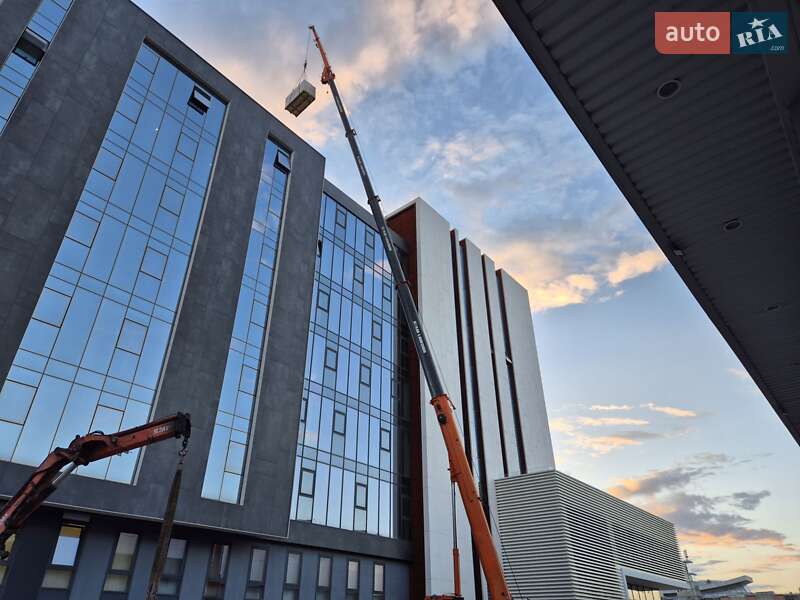 Автокран Terex-Demag K3208 2007 в Львові