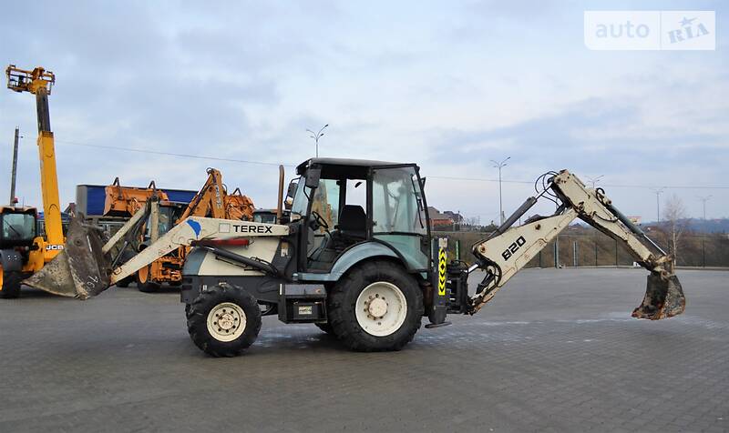 Екскаватор навантажувач Terex 820 2007 в Рівному