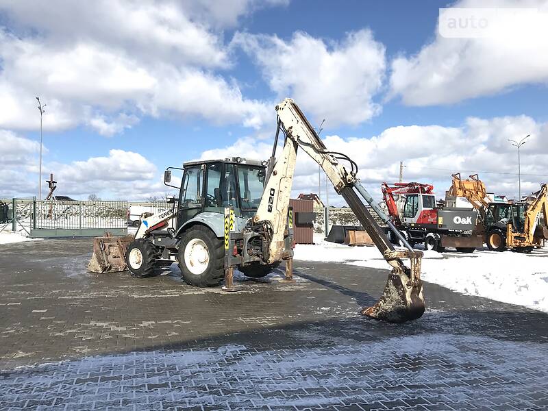 Екскаватор навантажувач Terex 820 2007 в Рівному
