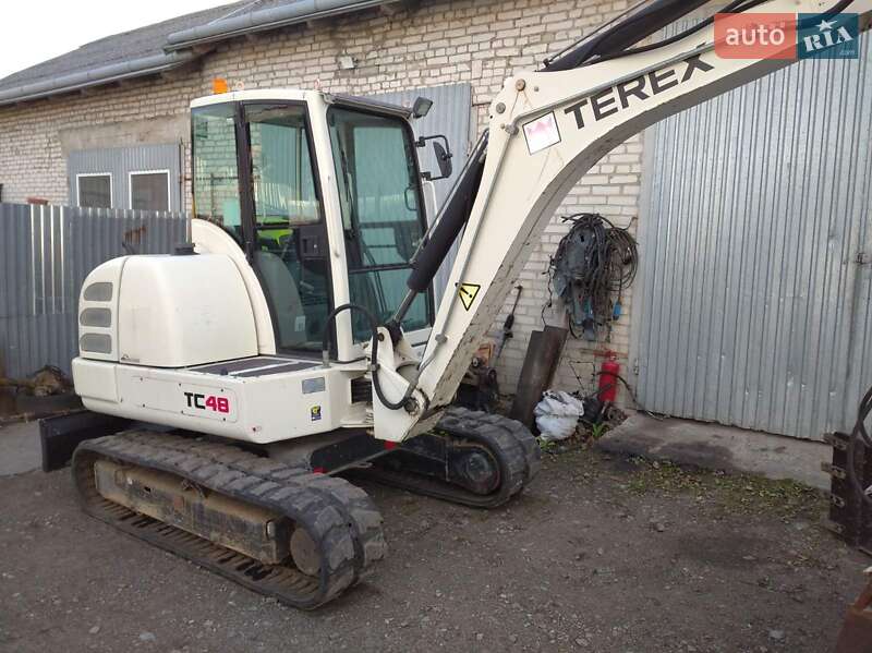 Гусеничный экскаватор Terex TC 2008 в Золочеве