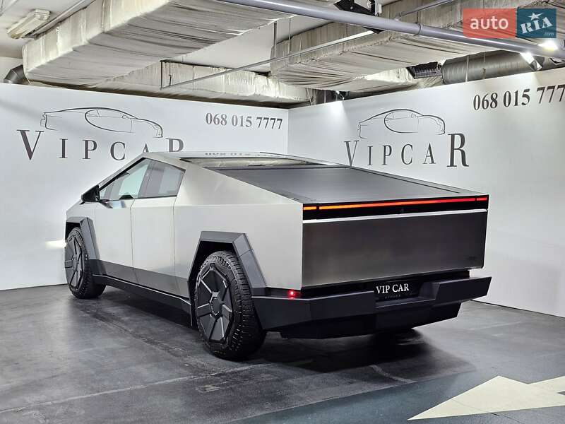 Пикап Tesla Cybertruck 2024 в Киеве