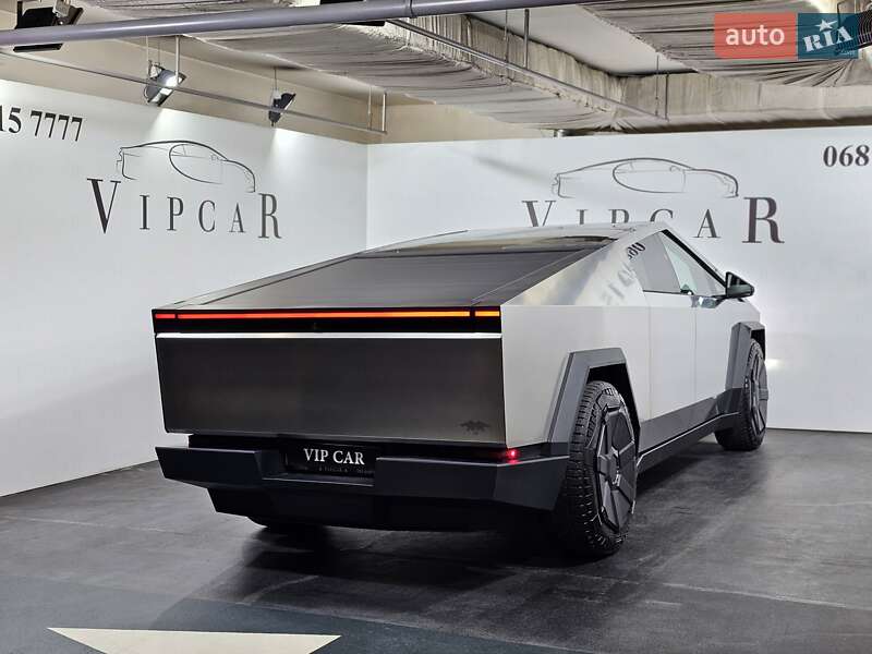 Пикап Tesla Cybertruck 2024 в Киеве