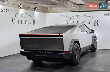 Пикап Tesla Cybertruck 2024 в 