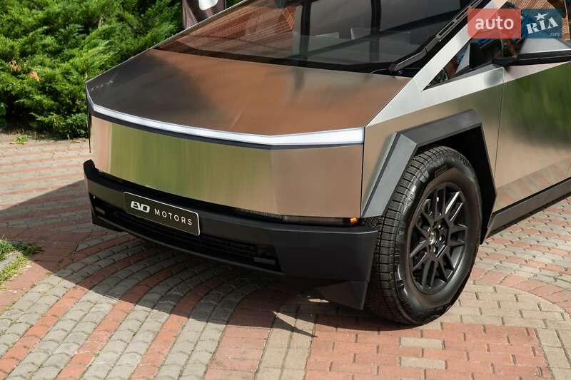 Пикап Tesla Cybertruck 2025 в Киеве