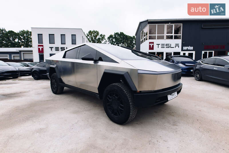 Пикап Tesla Cybertruck 2024 в Виннице