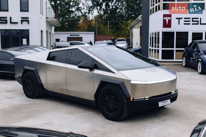 Пикап Tesla Cybertruck 2024 в Виннице