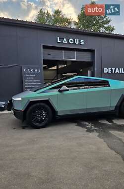 Пикап Tesla Cybertruck 2024 в 
