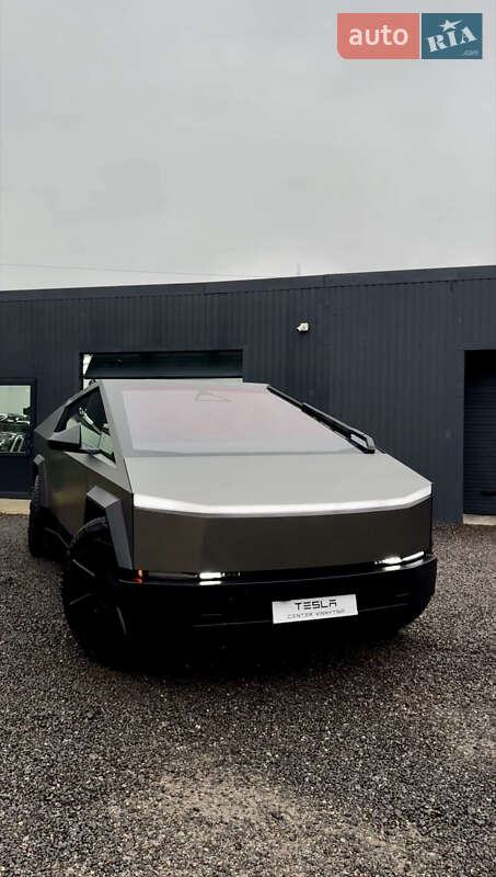 Пікап Tesla Cybertruck 2024 в Вінниці