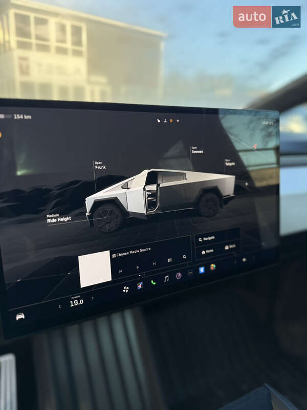 Пікап Tesla Cybertruck 2024 в Вінниці