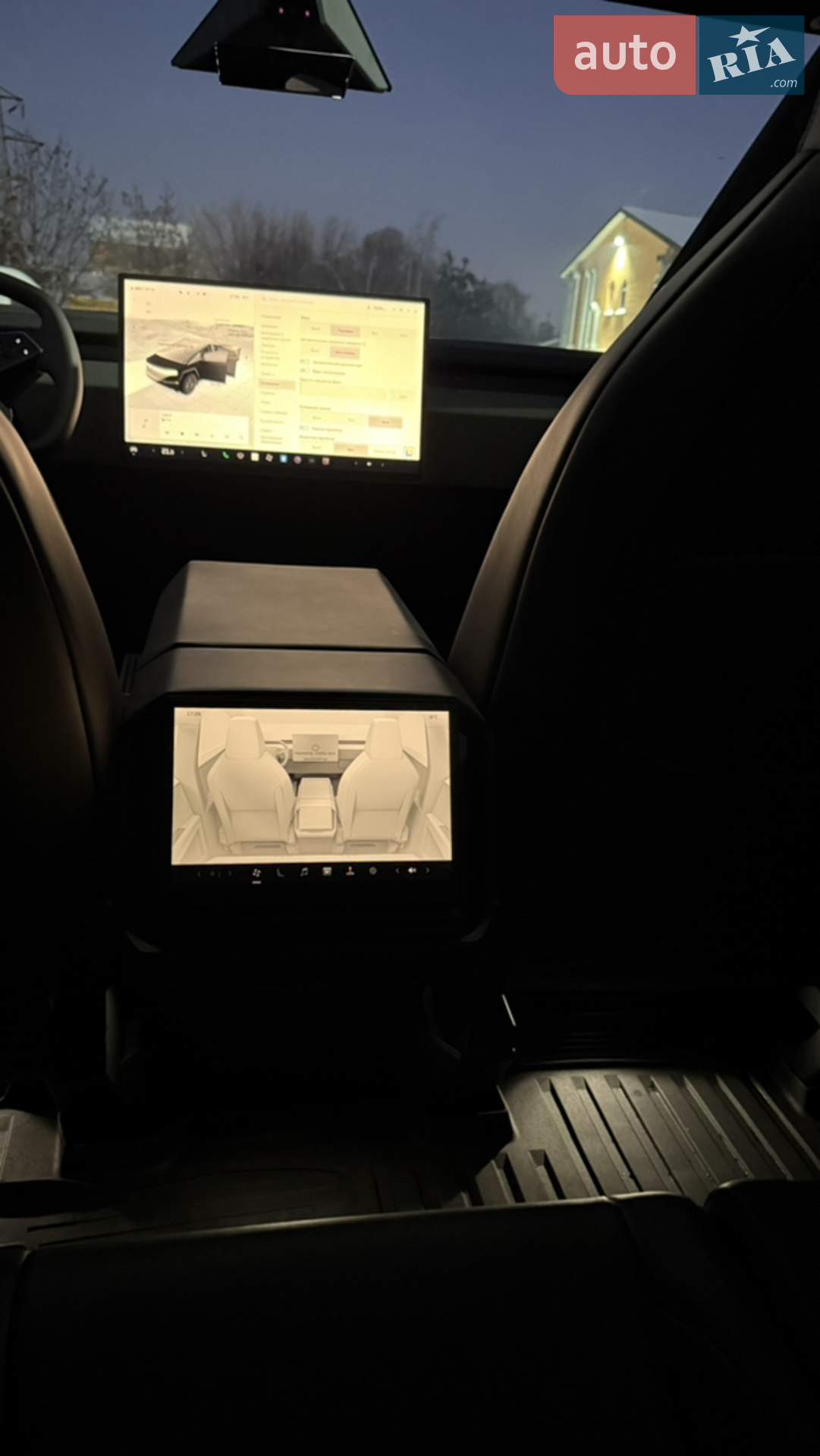 2024 Tesla Cybertruck - мініатюра 43