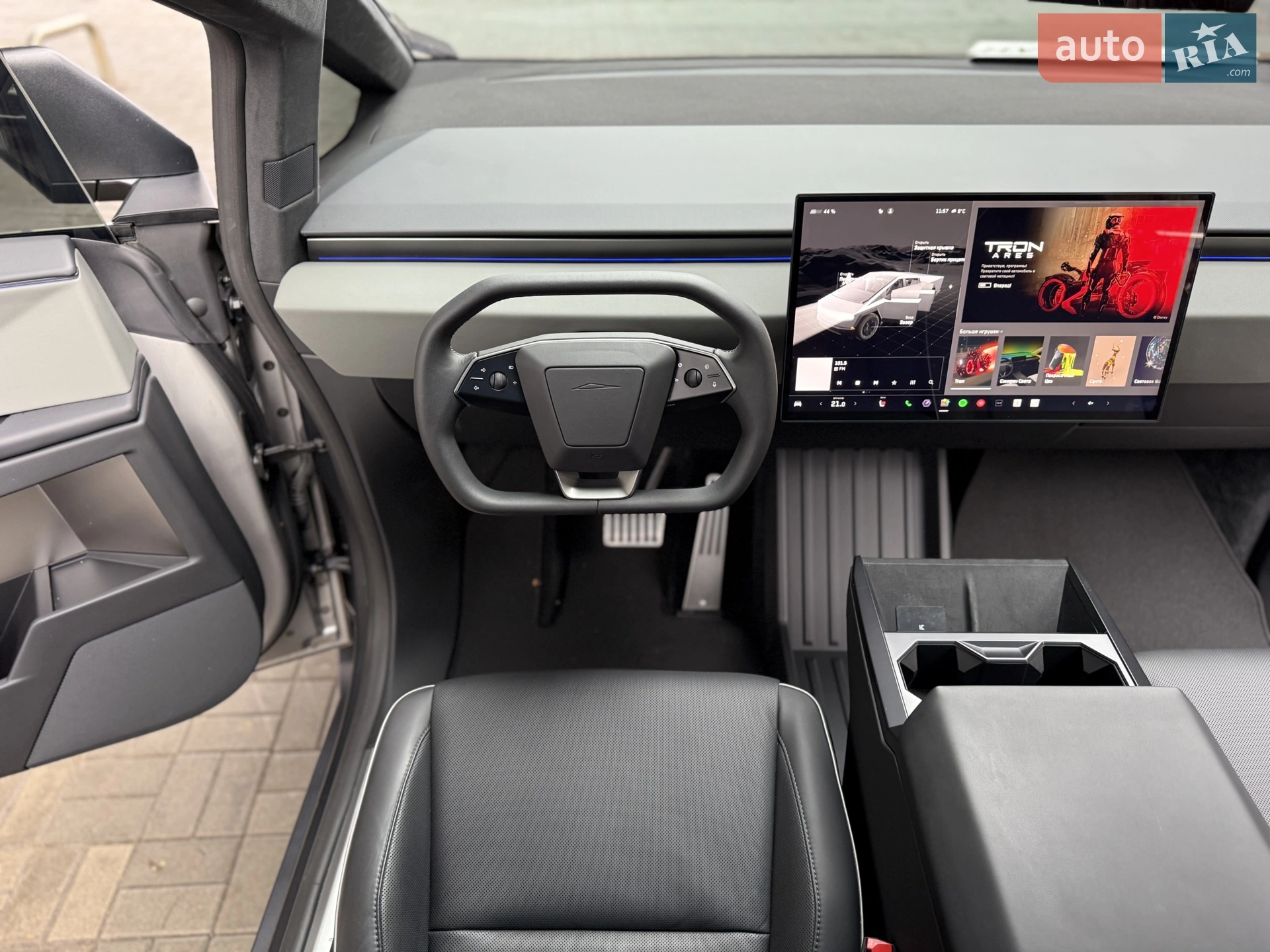 2024 Tesla Cybertruck - мініатюра 29