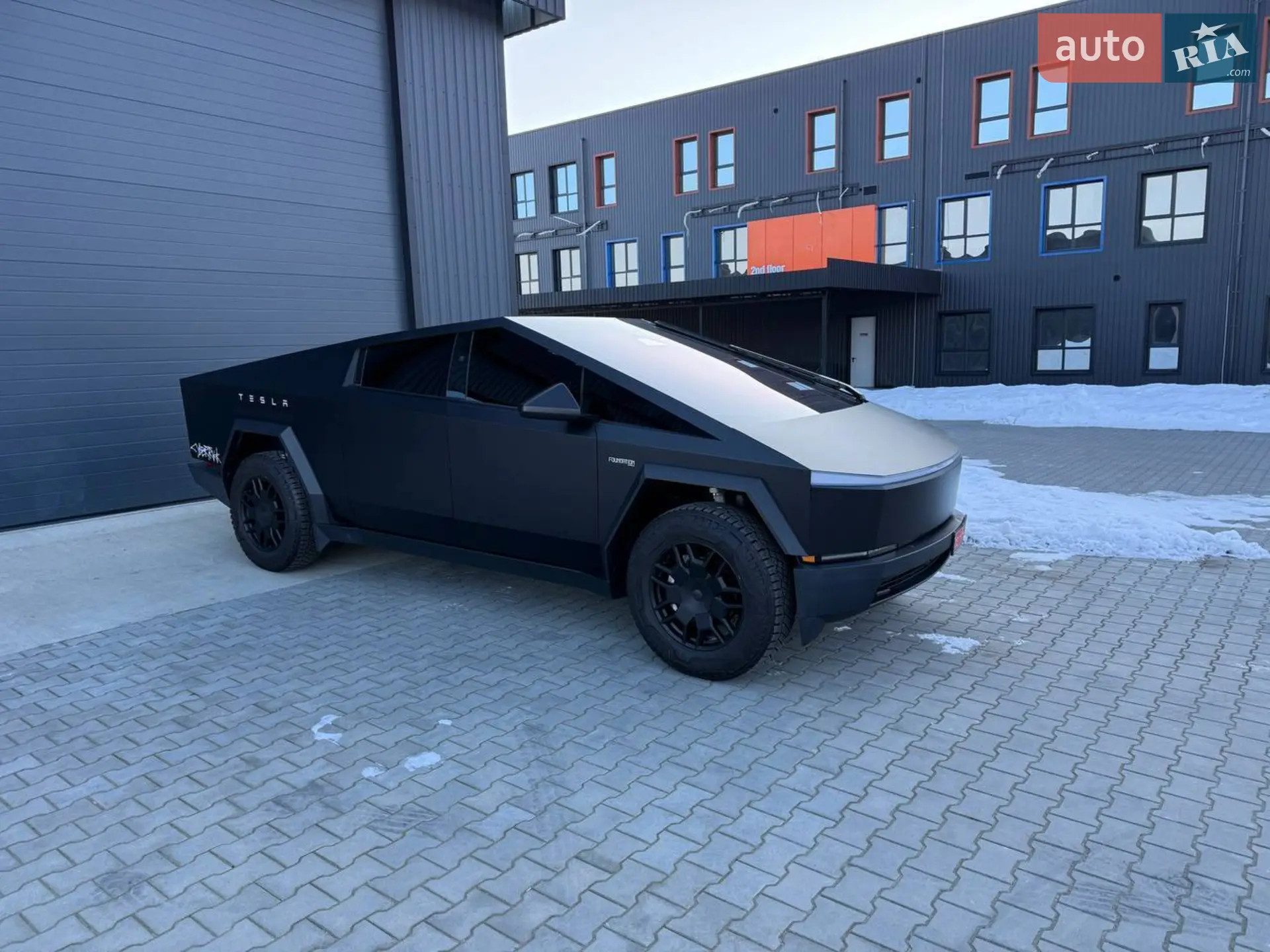 2024 Tesla Cybertruck - мініатюра 6