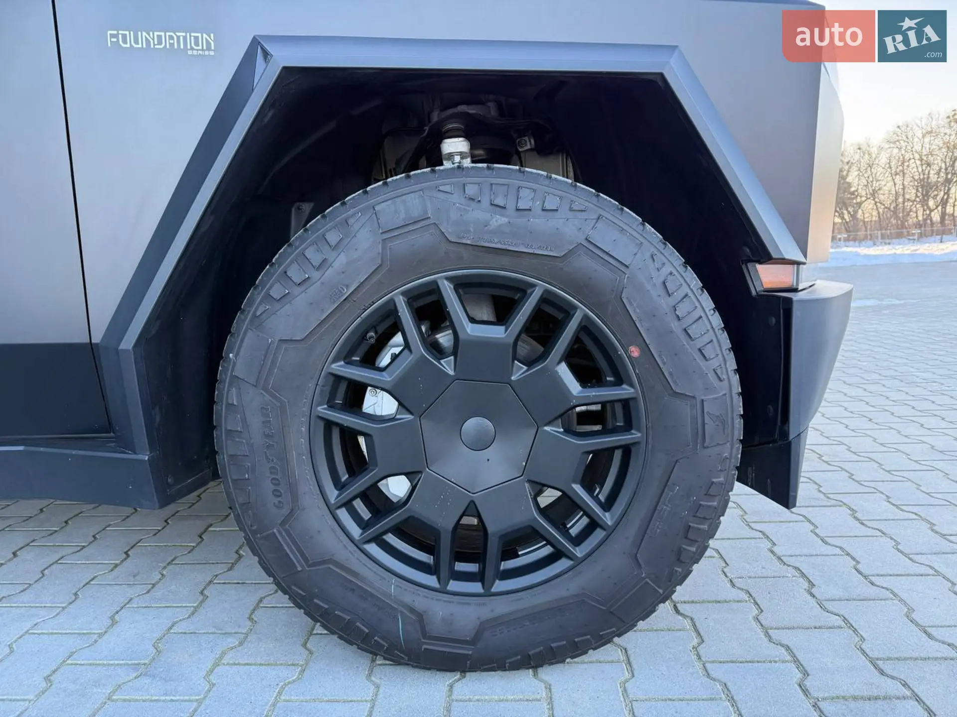 2024 Tesla Cybertruck - мініатюра 40