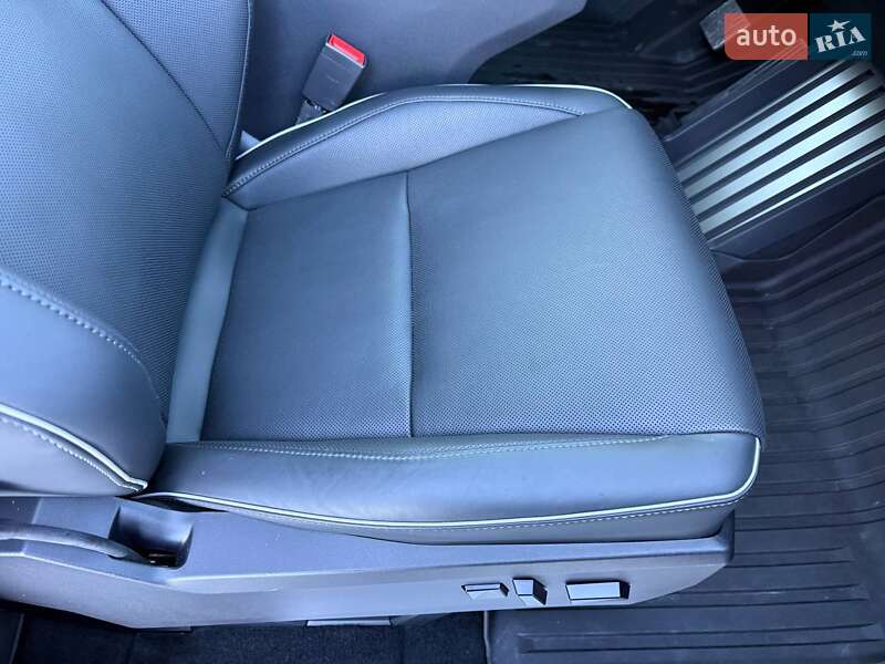 Пикап Tesla Cybertruck 2024 в Дубно