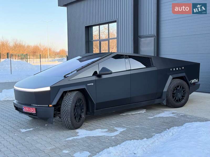 Пикап Tesla Cybertruck 2024 в Дубно