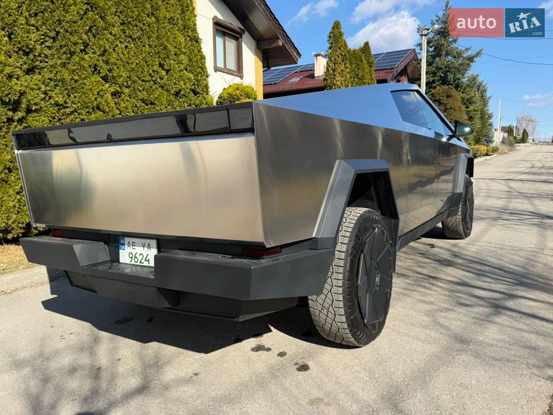 Пикап Tesla Cybertruck 2024 в Днепре
