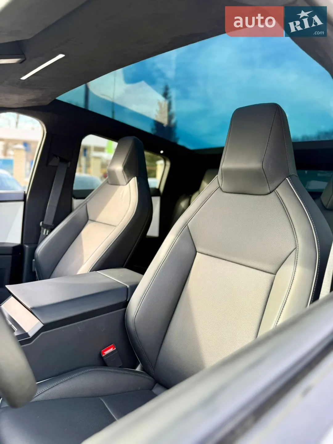 2024 Tesla Cybertruck - мініатюра 20