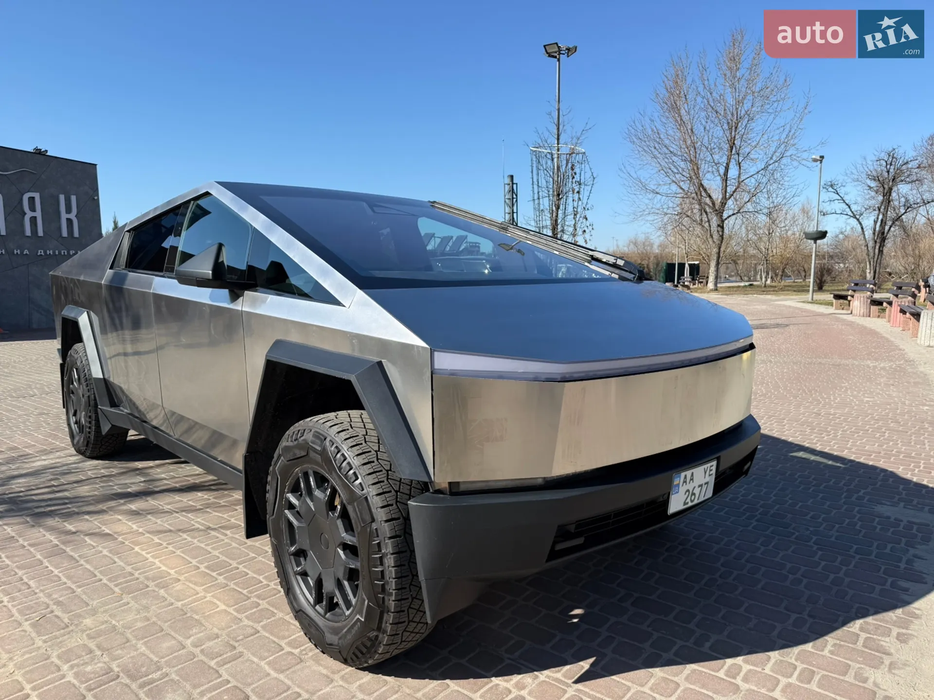 2024 Tesla Cybertruck - мініатюра 5
