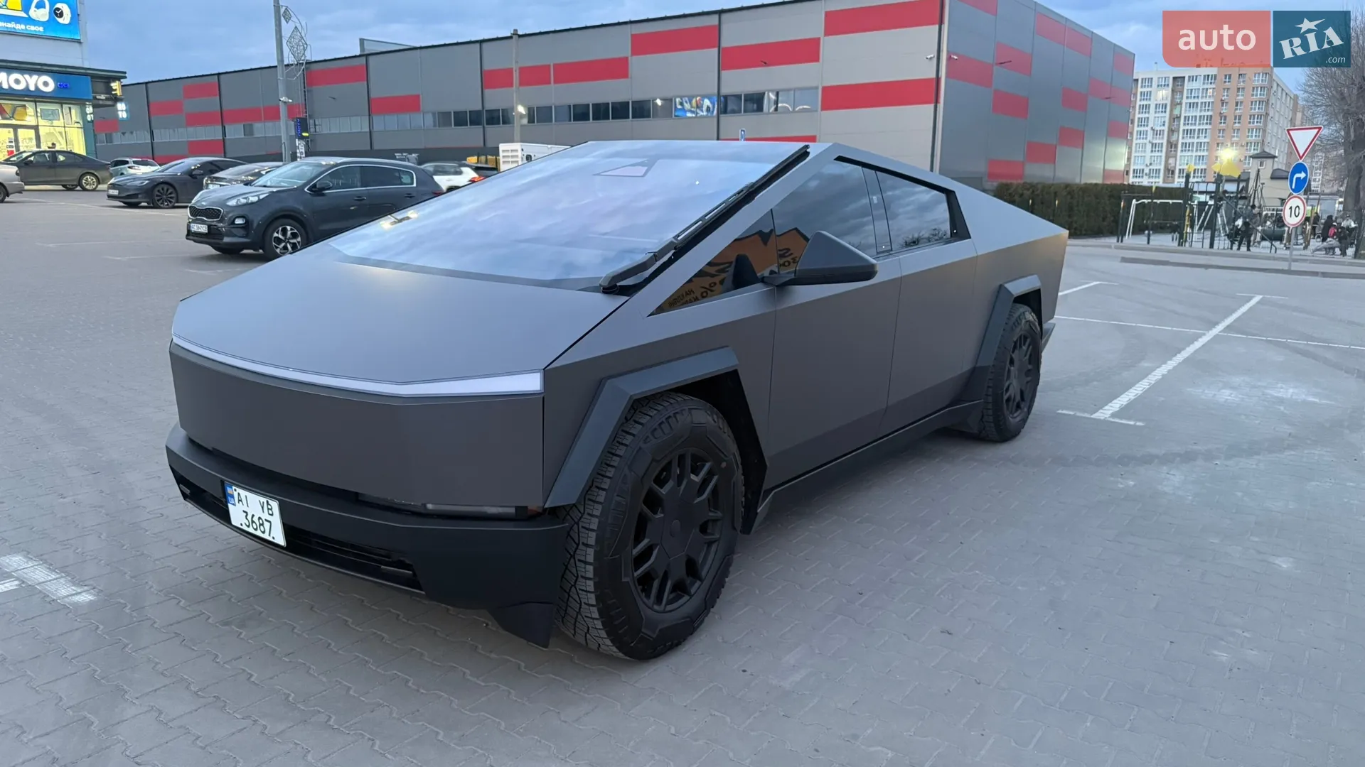 2024 Tesla Cybertruck - мініатюра 4