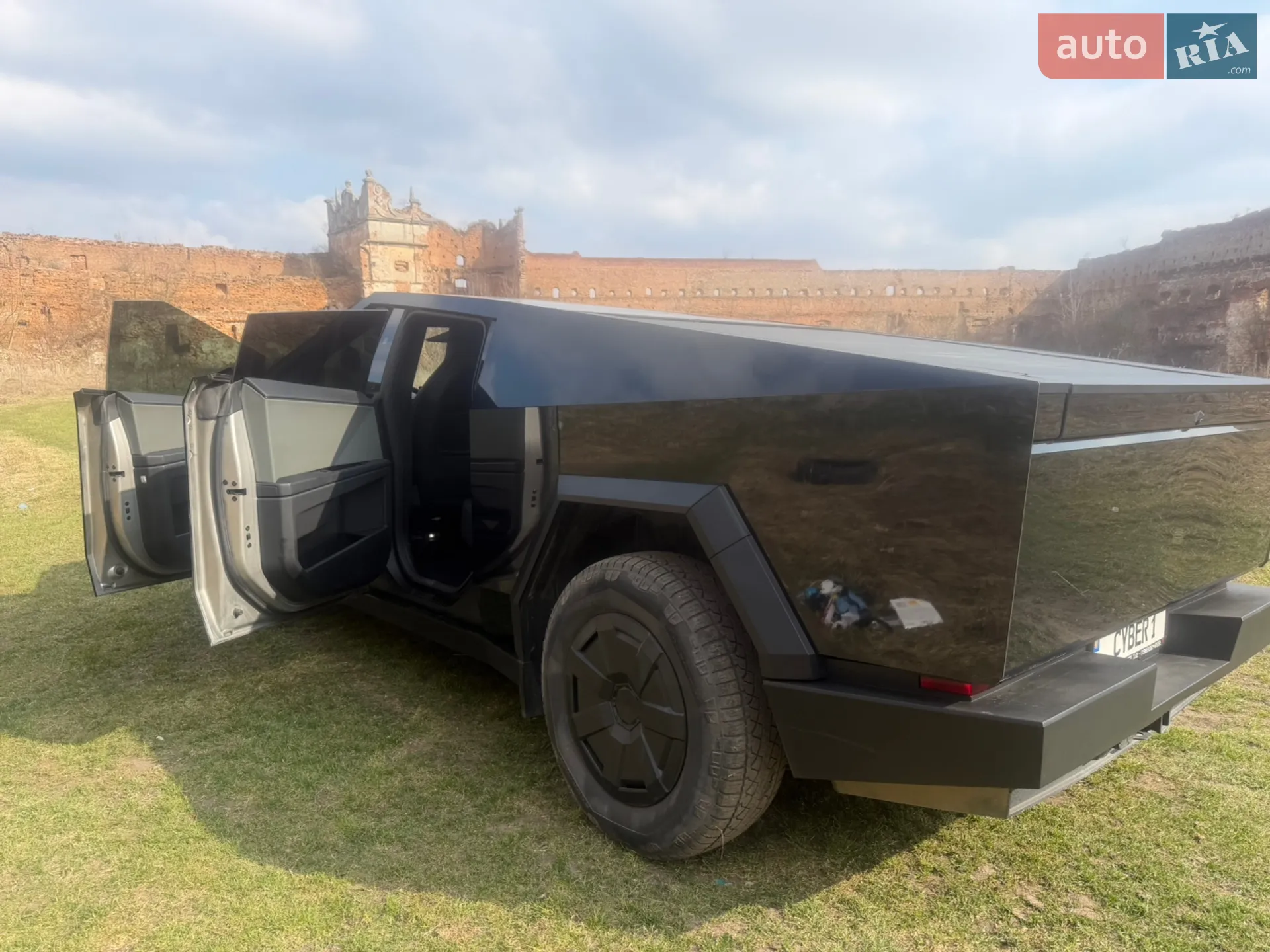 2024 Tesla Cybertruck - мініатюра 17