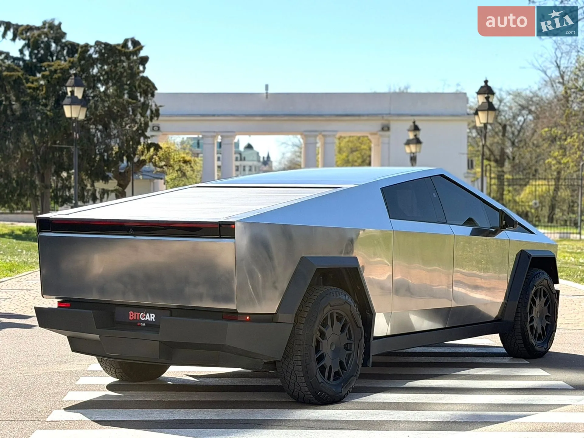 2024 Tesla Cybertruck - мініатюра 12