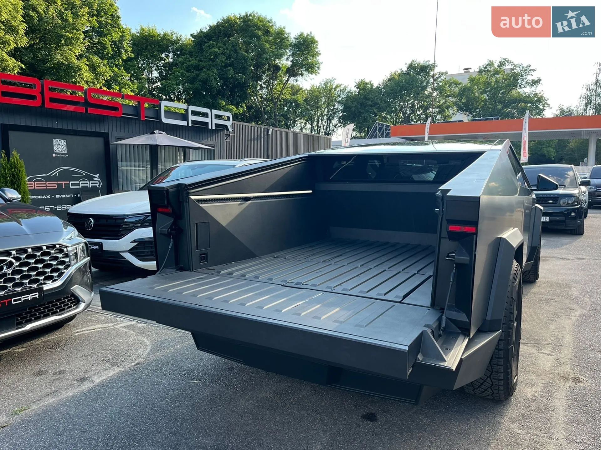 2024 Tesla Cybertruck - мініатюра 14