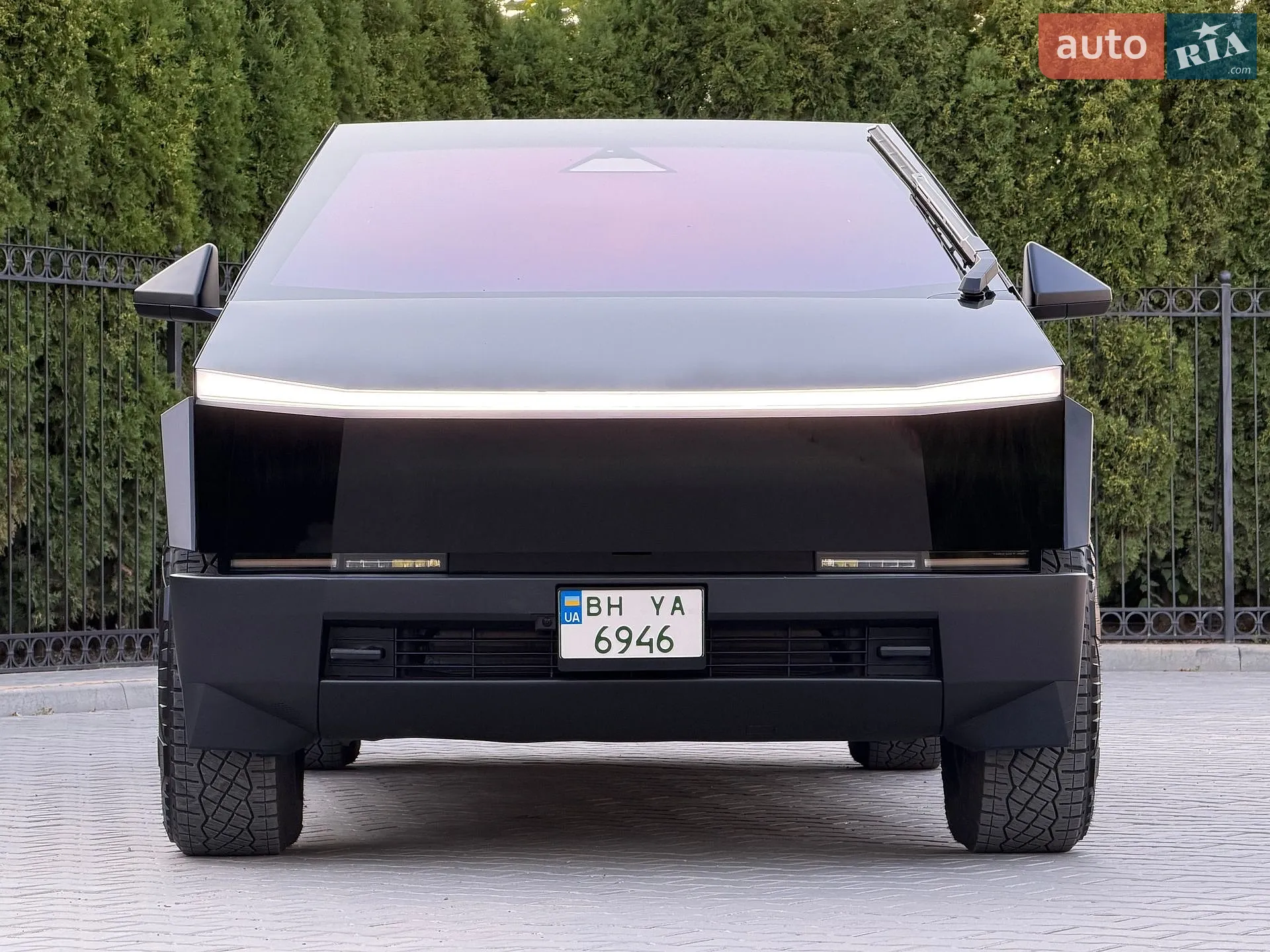 2024 Tesla Cybertruck - мініатюра 9